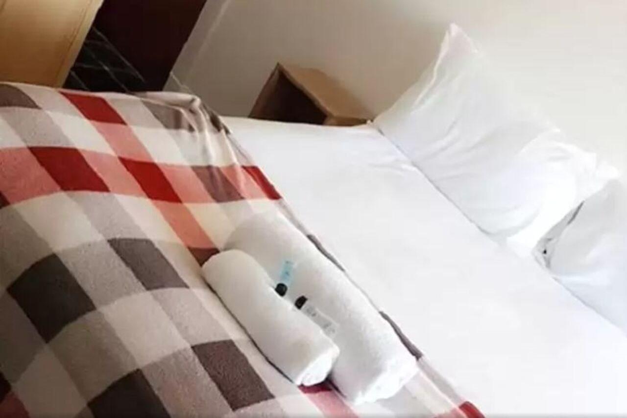Oyo Gothenburg Hotel Dunfermline Extérieur photo